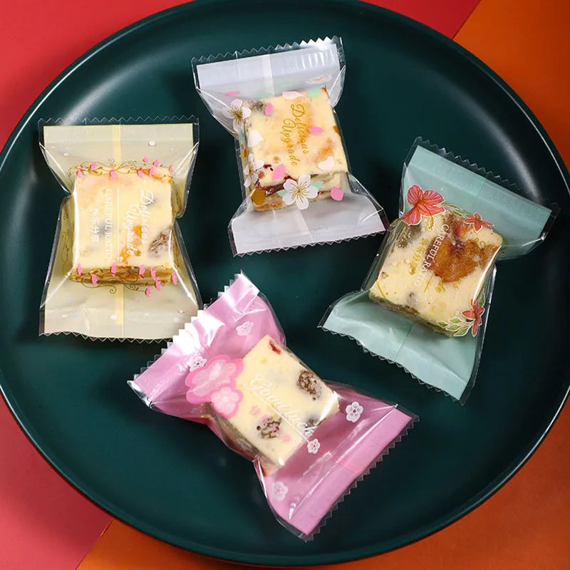 100pcs Snowflake Candy Packaging Bag New Years Christmas Party Nougat Baked Snack Cookie Pastry Pouch Wedding Supplies Sweet Bag