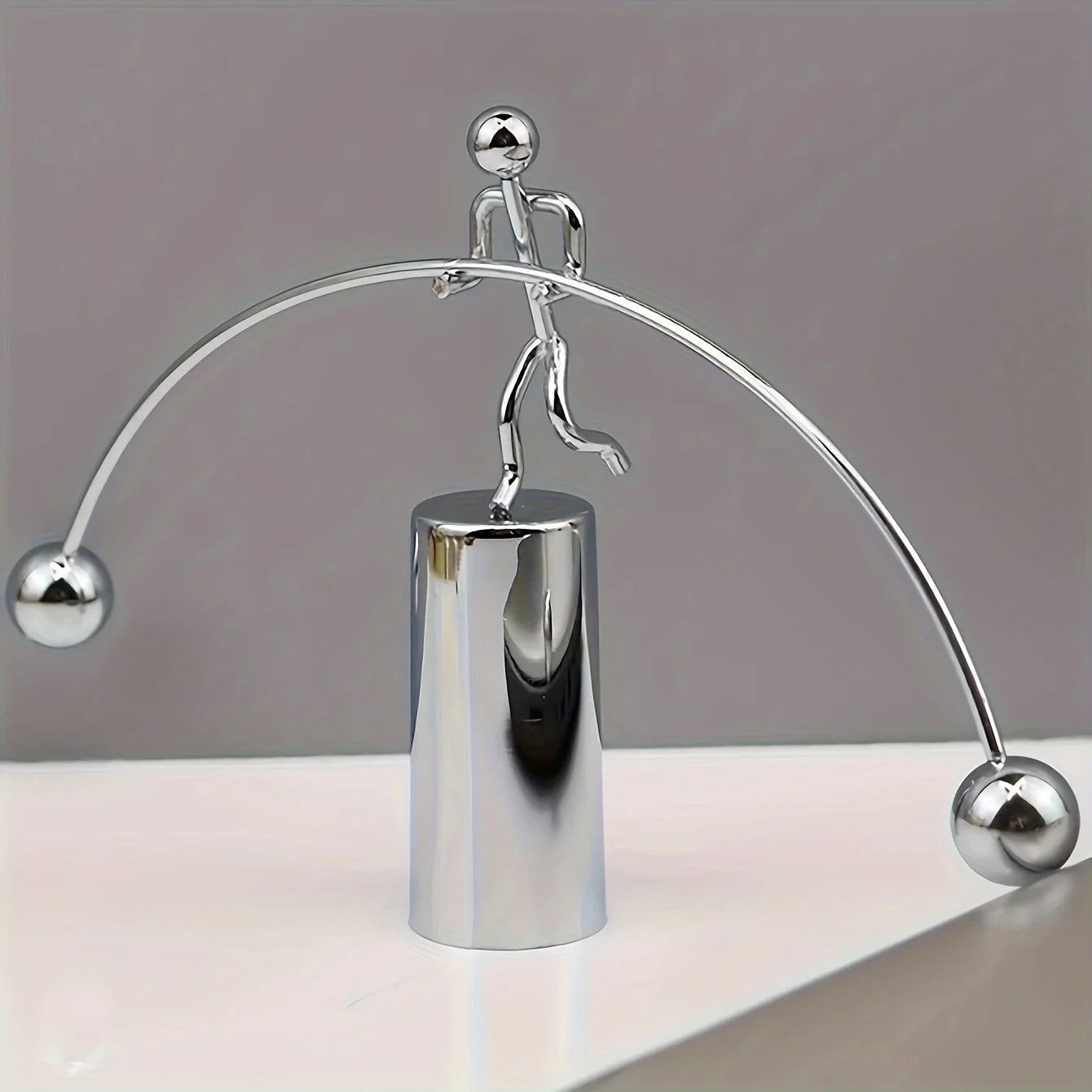 Mini Steel Balance Weightlifter: Stress-Relief Desk Toy & Educational Science Decor