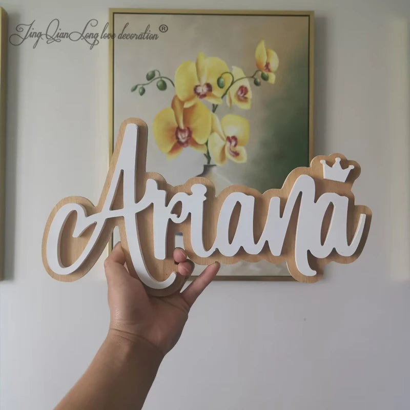Custom name and crown doorplate Wooden personalized individual doorplate for kids room