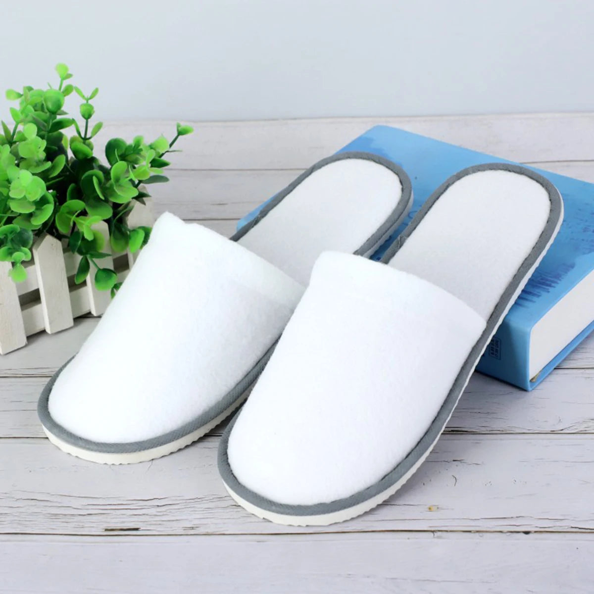 1 Pair Disposable Slipper For Guest Non Slip House Slipper Washable Reusable Hotel Slipper Wedding Portable Slipper