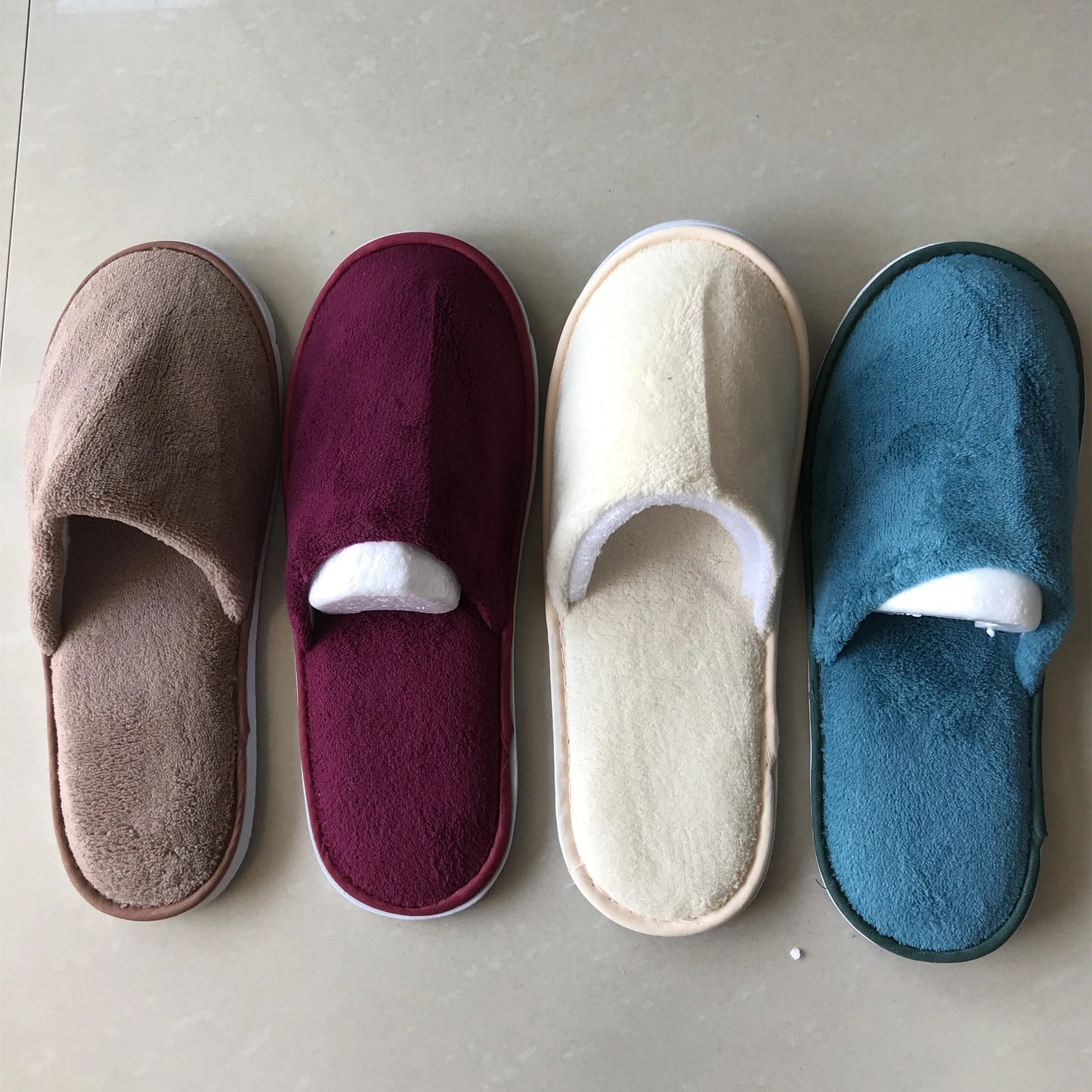 4 Pairs/Lot Mix Colors Coral fleece Men Women Cheap Disposable Hotel Slippers Cotton Slides Home Travel SPA Slipper Hospitality